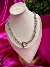 Load image into Gallery viewer, Tuff Style Chain Necklace
